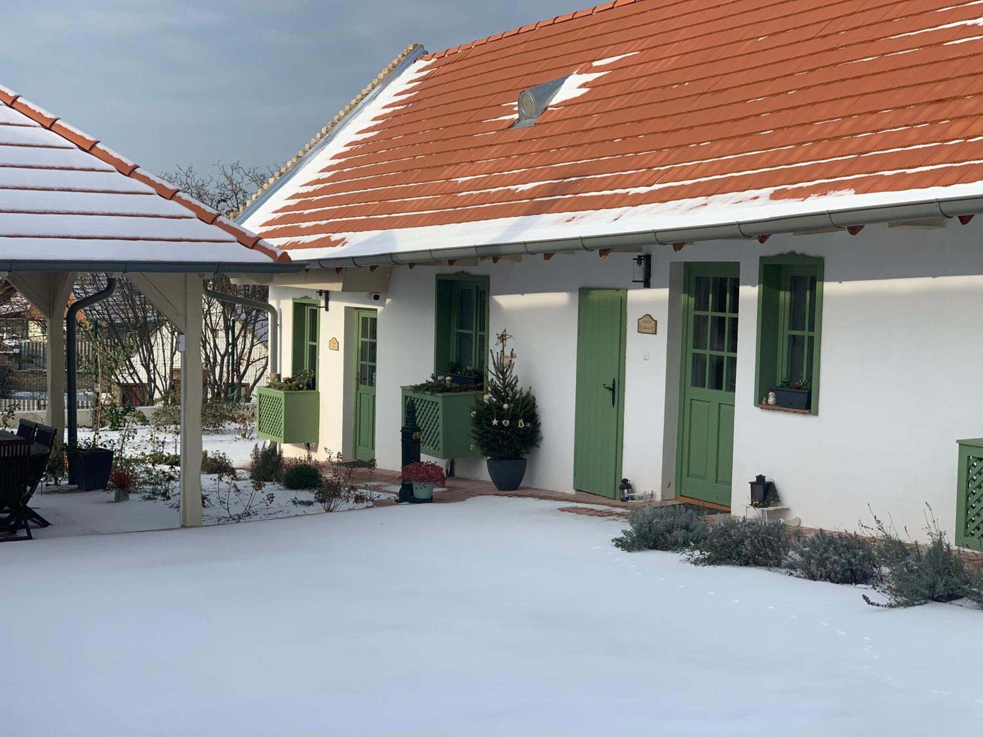 Varlak Vendeghaz Appartement